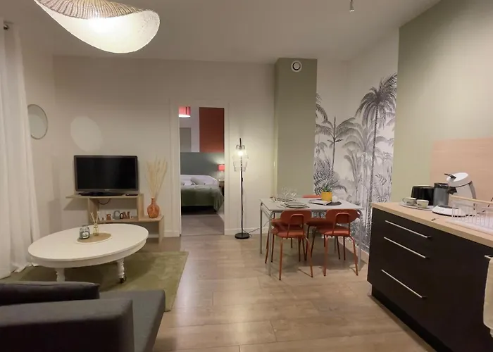 Les Vignes - T2 Cosy, Calme, Excentre アパート ディジョン